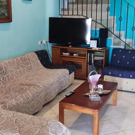 Dom wakacyjny Chez Vaso ** Leisure Maisonette** *